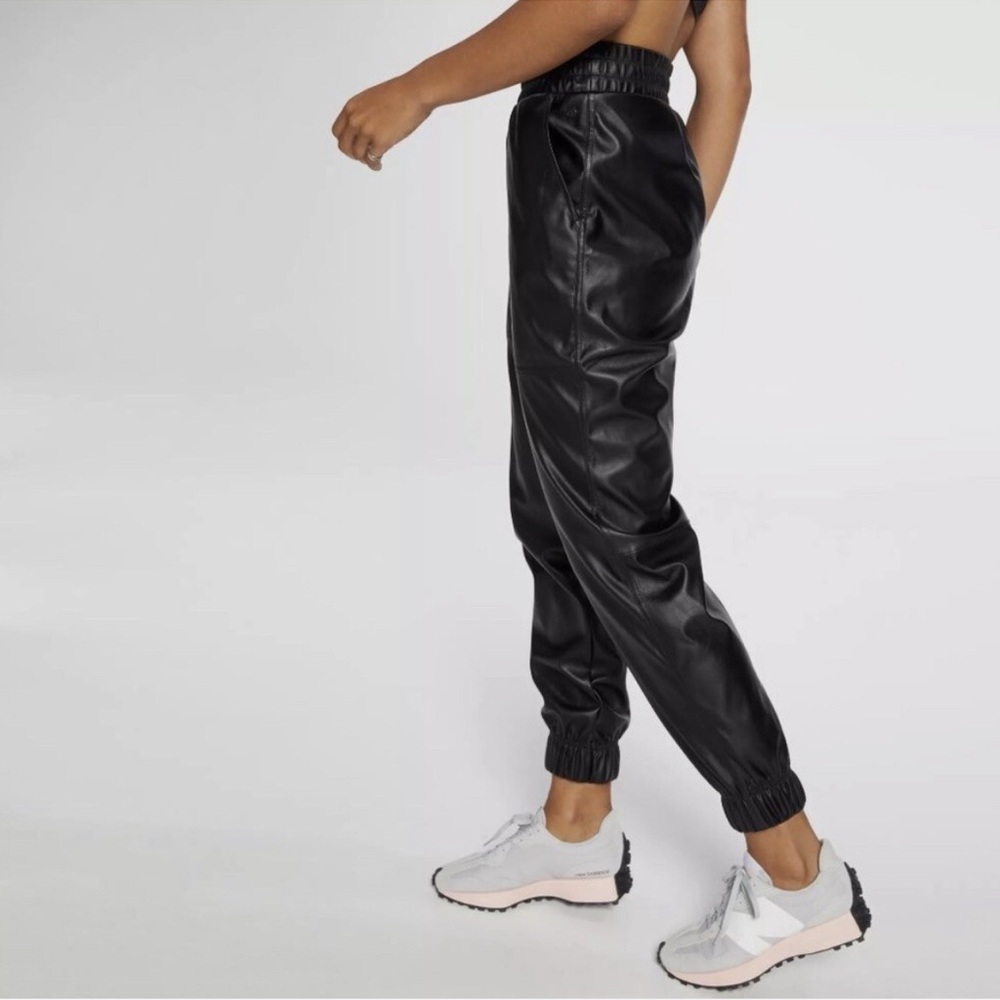 Black Faux Leather Jogger Pants s M